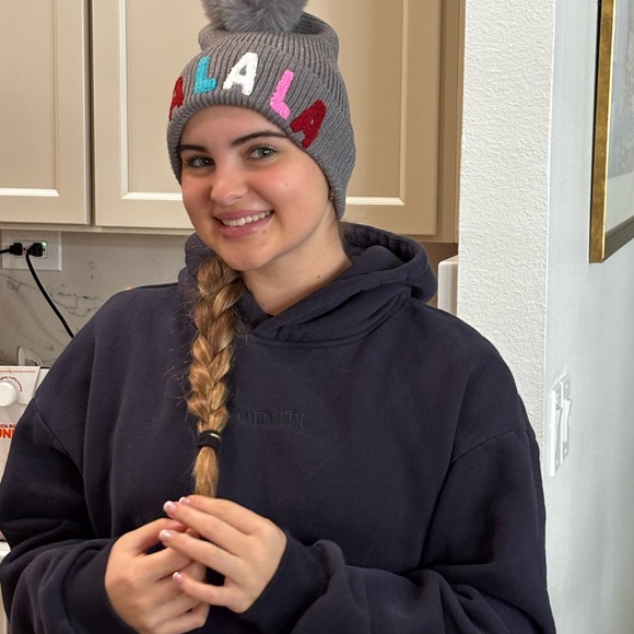 I'm live join bethsanto - Picture 6 of 7